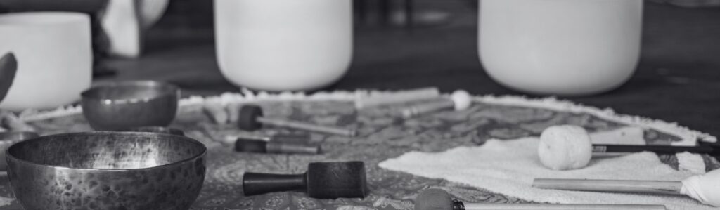 Diseño sin título "sound journey experience with singing bowls at Sonidos Aethernos"